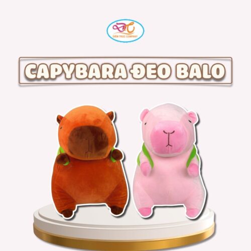Capybara đeo balo